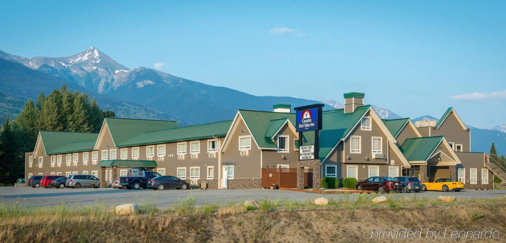 Canadas Best Value Inn Valemount Exteriör bild