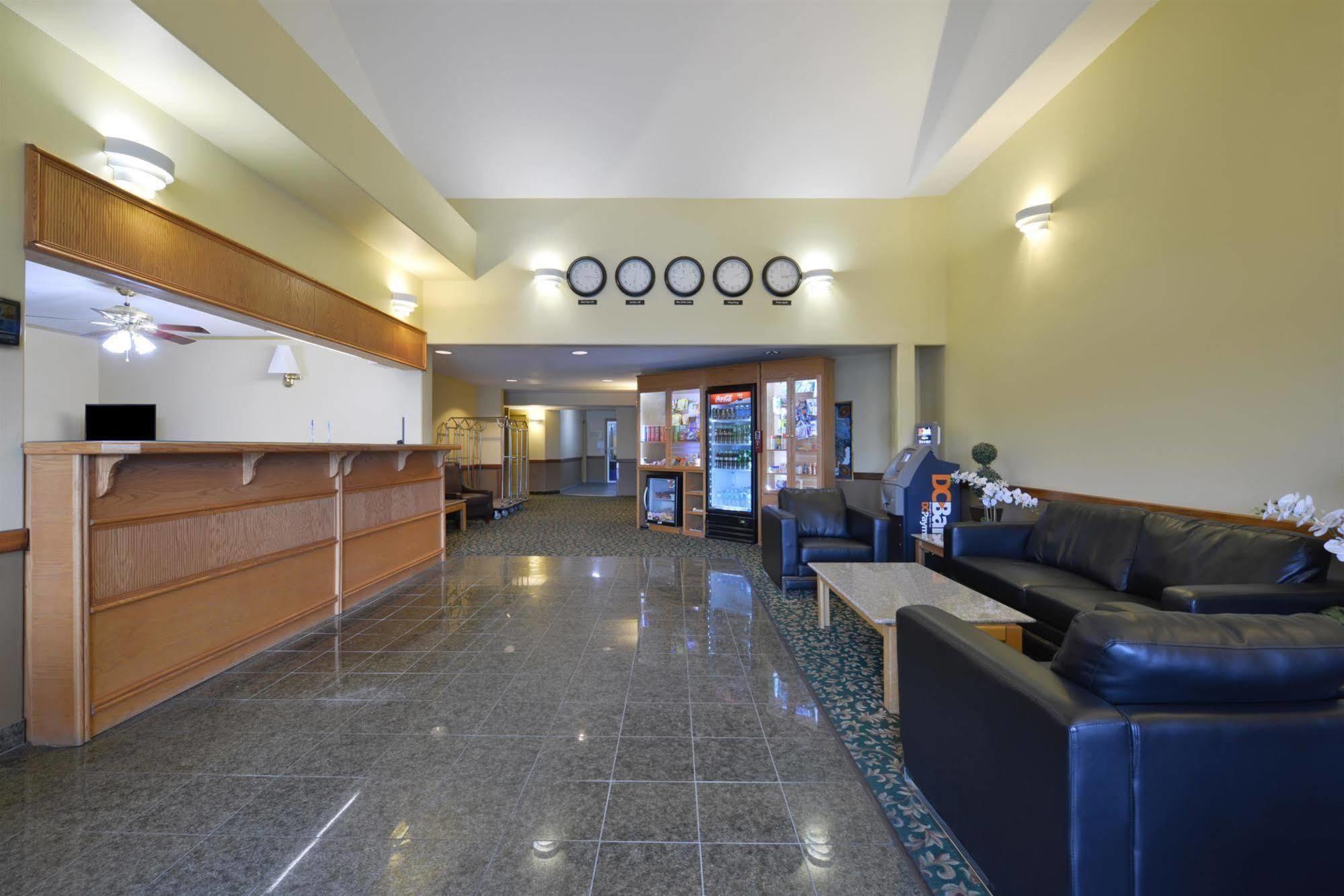 Canadas Best Value Inn Valemount Exteriör bild